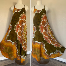 Load image into Gallery viewer, Small Maxi Dress
