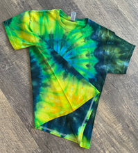 Load image into Gallery viewer, Youth Small T-shirt
