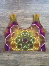 Load image into Gallery viewer, 2XL Handmade Reversible Cropped Crop Top
