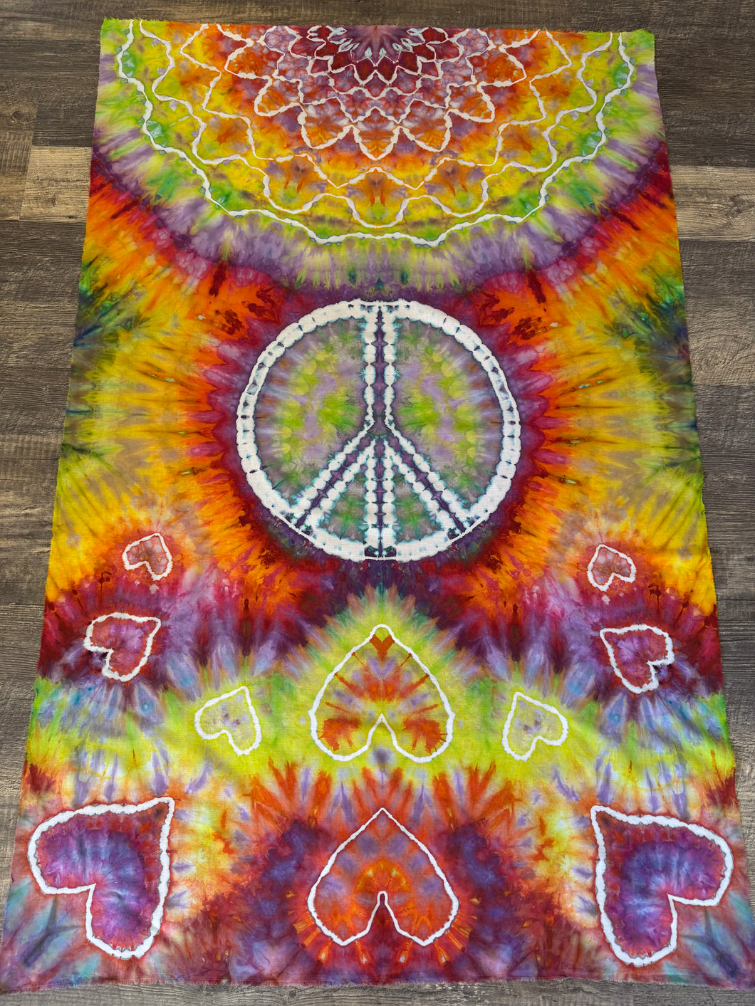 Dropping Hearts ☮️ Tapestry