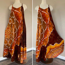 Load image into Gallery viewer, Medium Maxi Dress
